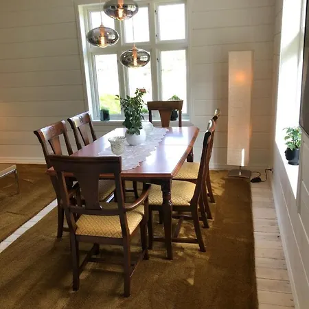 Tunold Gard - Freden סטרין