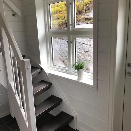 Tunold Gard - Freden