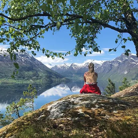 Tunold Gard - Freden Villa Stryn