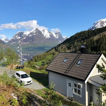 Tunold Gard - Freden *